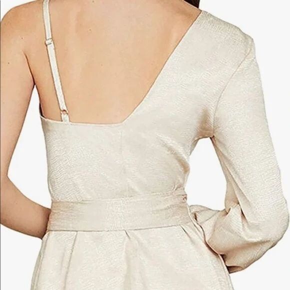 BCBGMAXAZRIA One Shoulder Metallic Peplum Wrap Top Blouse Sz XS - Picture 3 of 4